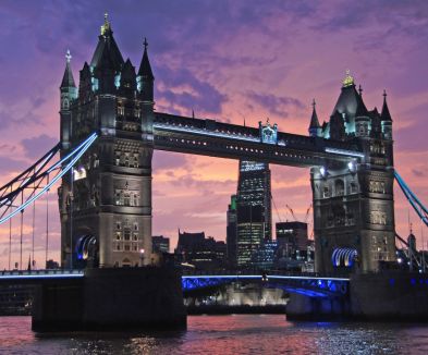 Tower Bridge in London-Presidential Serviced Apartments Kensington