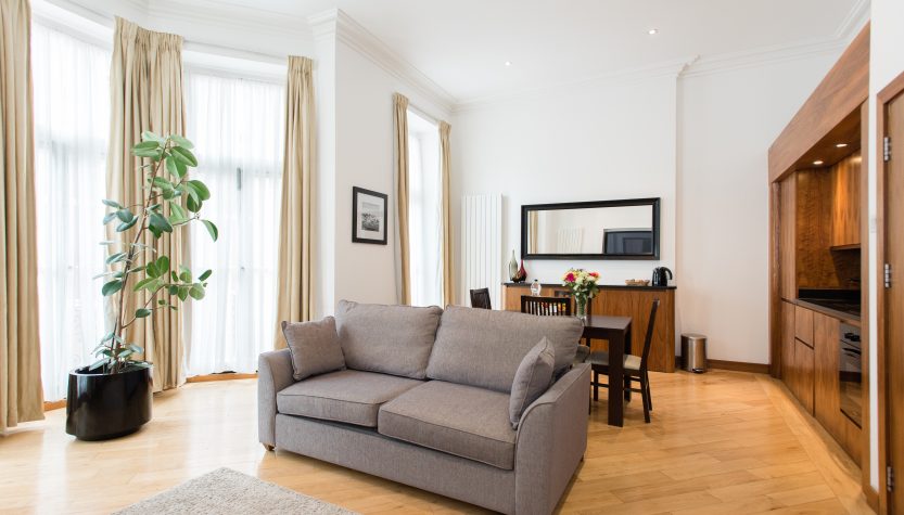 Presidential Suite with balcony at Presidential Apartments Kensington